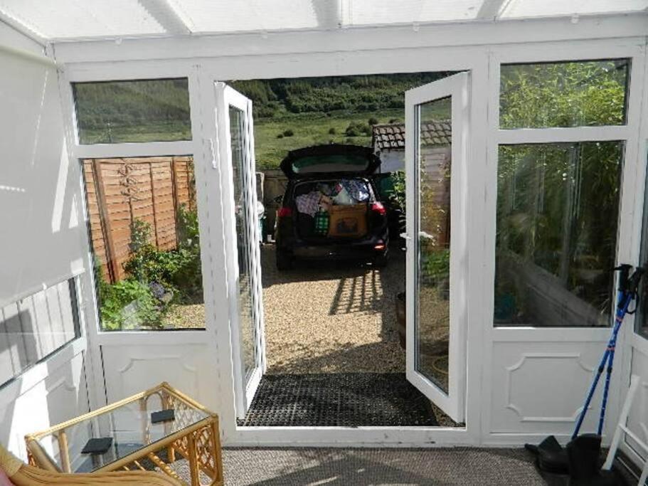 Welsh Miners Cottage Four Bedroom House Treherbert Esterno foto