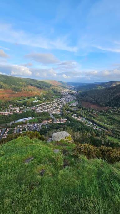 Welsh Miners Cottage Four Bedroom House Treherbert Esterno foto